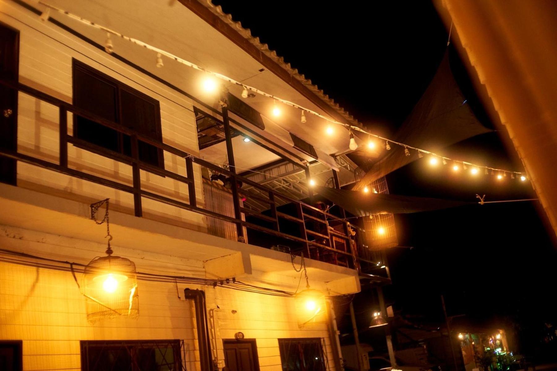 U Hostel Koh Phangan Haad Rin Exterior photo